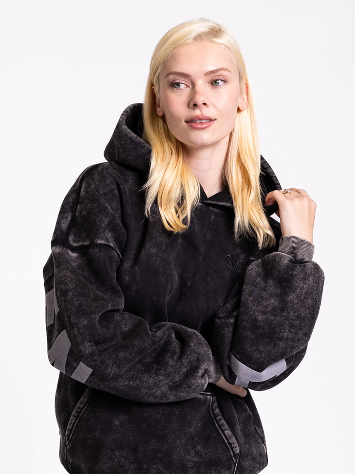 GLO Kingdom Essential Snow Wash Black Hoodie + Jogger Set - Image 3