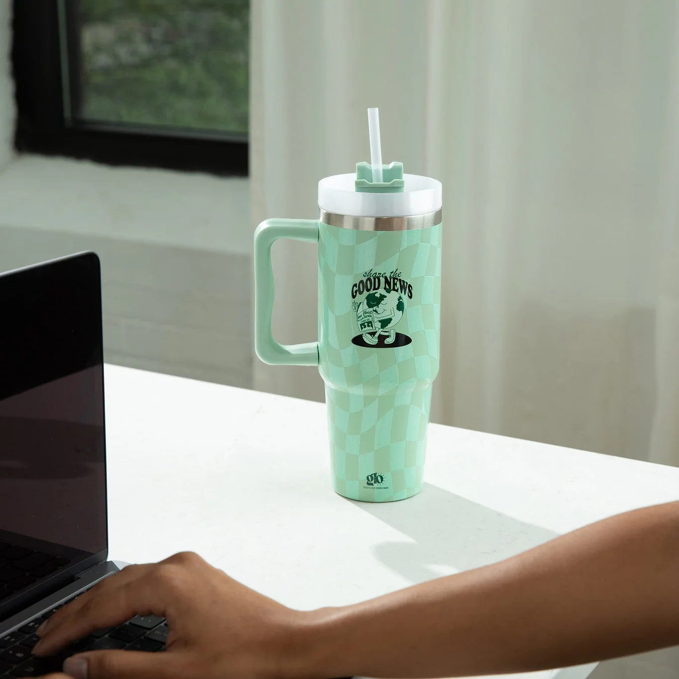 Share The Good News Stainless Steel 30oz Tumbler With Handle - Image 4